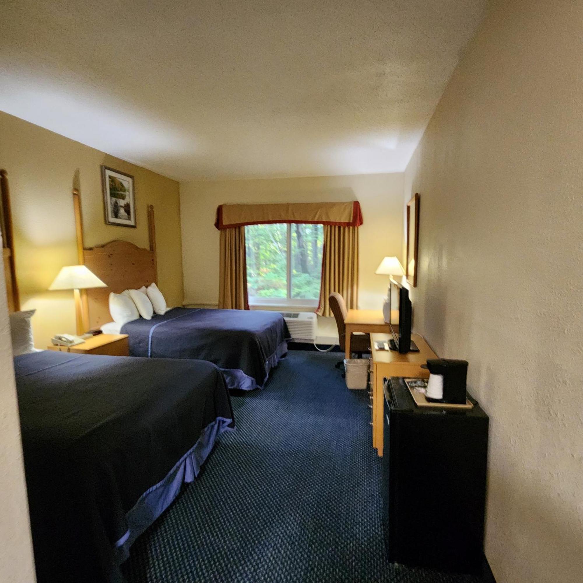 Millinocket Katahdin Inn & Suites מראה חיצוני תמונה