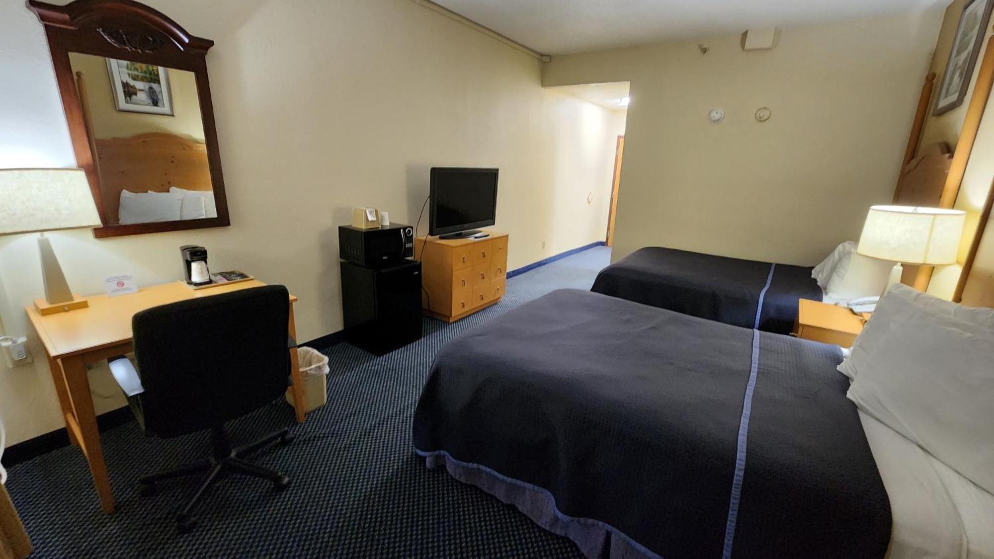 Millinocket Katahdin Inn & Suites מראה חיצוני תמונה