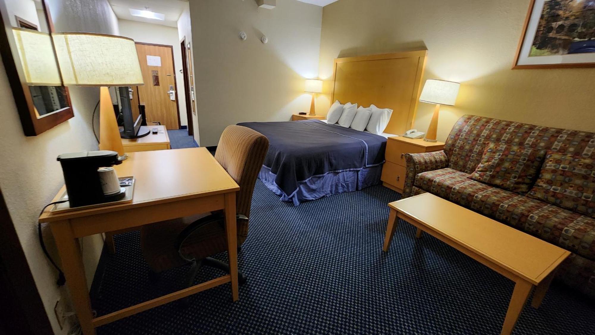 Millinocket Katahdin Inn & Suites מראה חיצוני תמונה