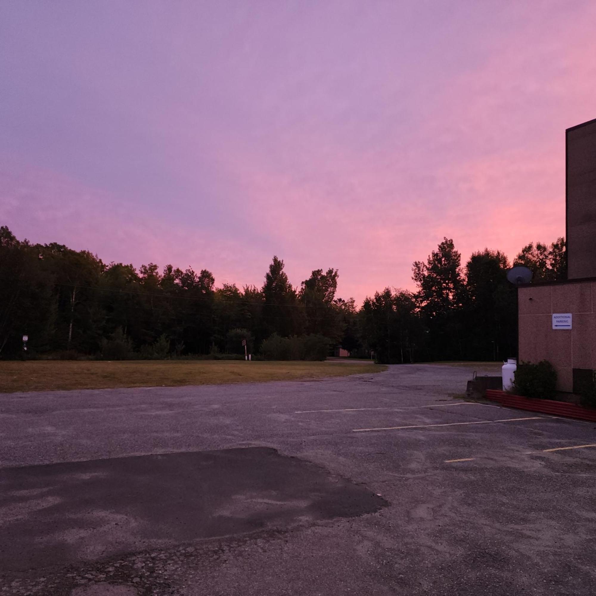 Millinocket Katahdin Inn & Suites מראה חיצוני תמונה
