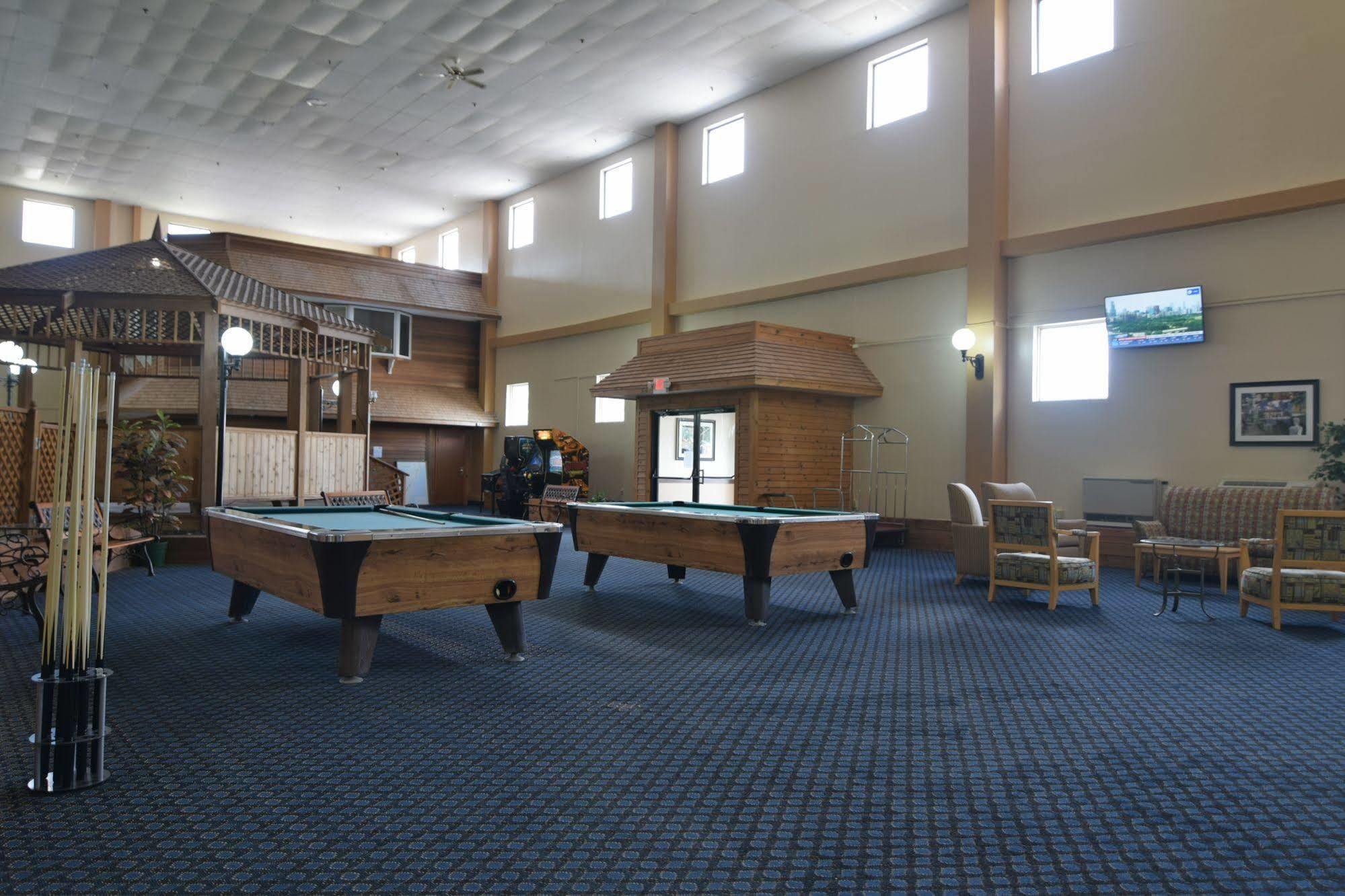 Millinocket Katahdin Inn & Suites מראה חיצוני תמונה